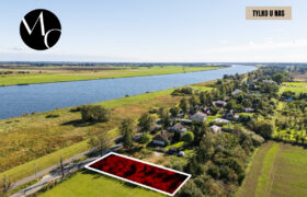 Działka 2 km od plaży z widokiem na Wislę