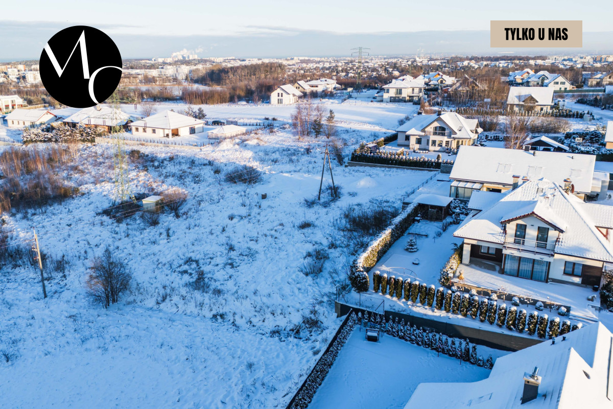 Działka w dzielnicy domów jednorodzinnych