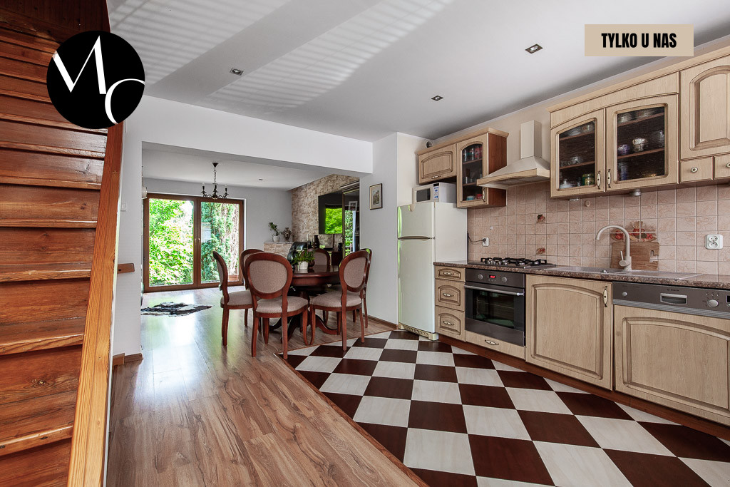 Dom przy urokliwej ulicy 20 min pieszo od Starówki
